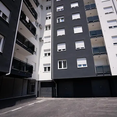 Apartment Luma *